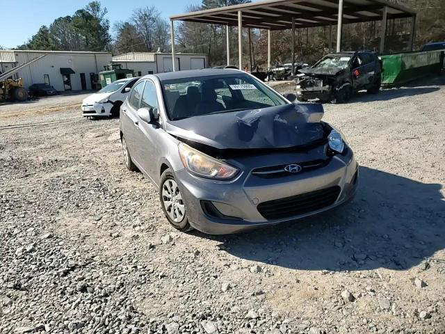 Hyundai Accent 2015