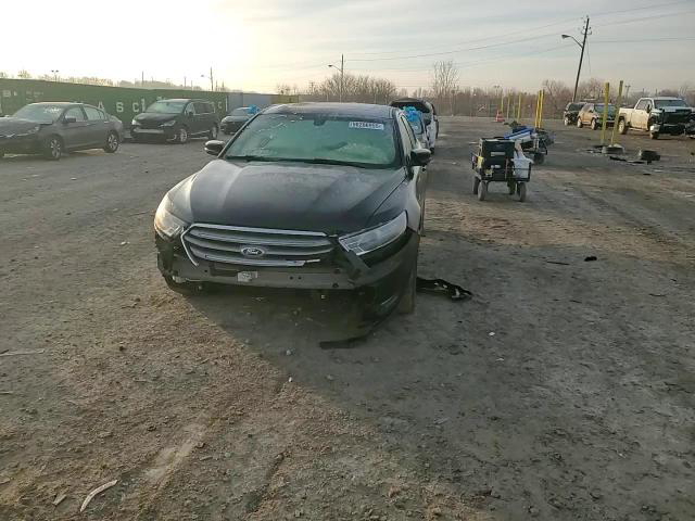 Ford Taurus 2013