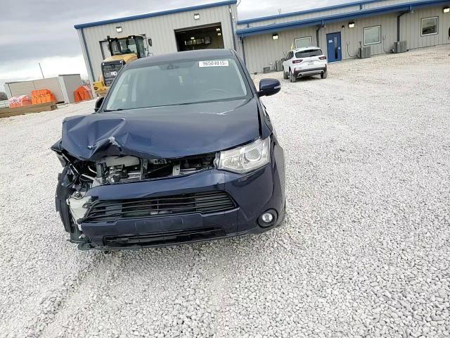 Mitsubishi Outlander 2014