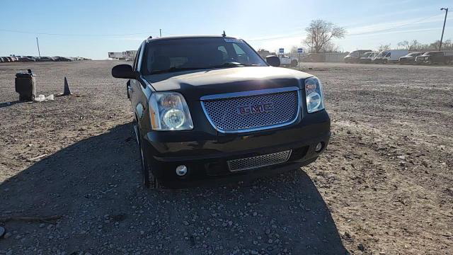 GMC Yukon 2010