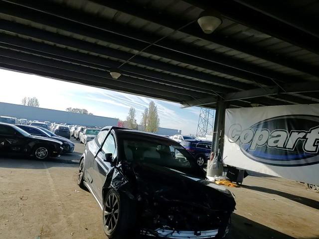 Tesla Model X 2023