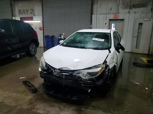 Toyota Corolla 2015