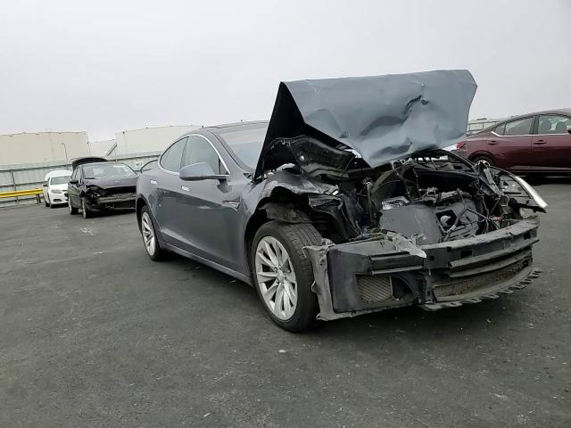 Tesla Model S 2014