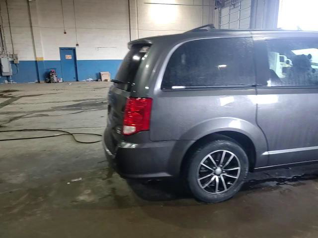 Dodge Caravan 2018