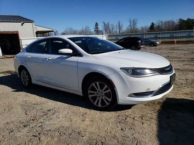 Chrysler 200 2015