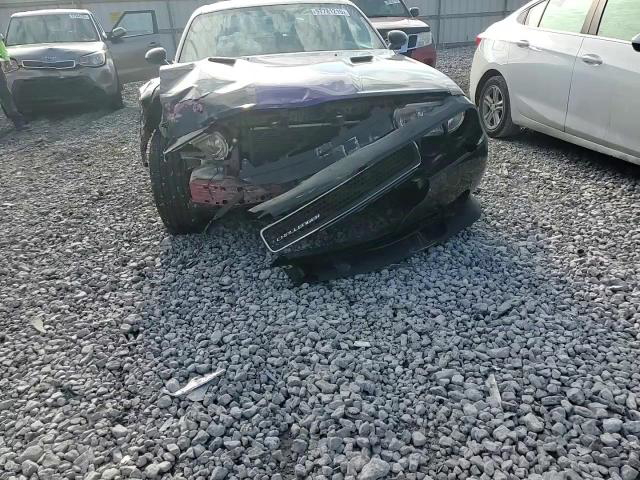 Dodge Challenger 2012