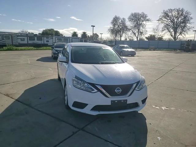 Nissan Sentra 2019