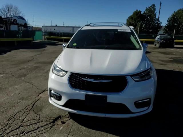 Chrysler Pacifica 2022