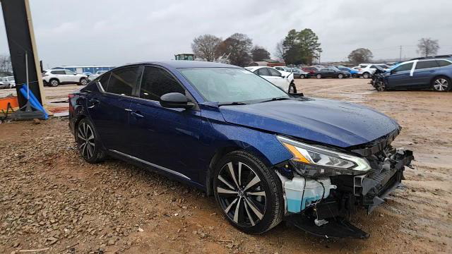Nissan Altima 2020