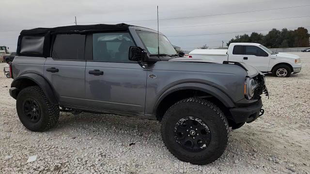 Ford Bronco 2024