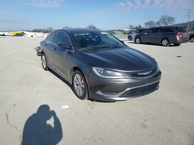 Chrysler 200 2015
