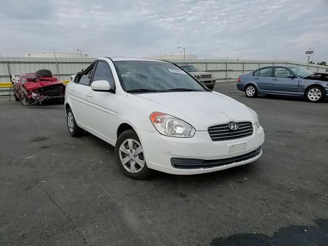 Hyundai Accent 2010