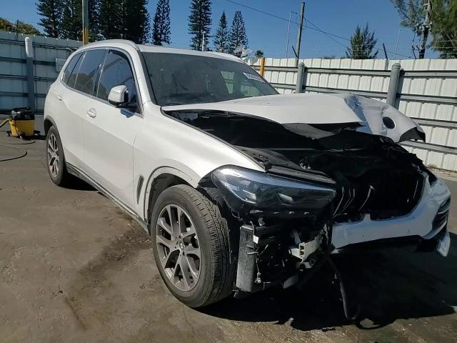 BMW X5 2021