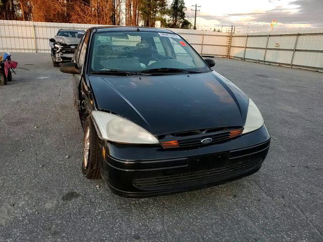 Ford Focus 2000