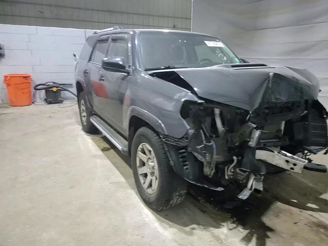 Toyota 4Runner 2016