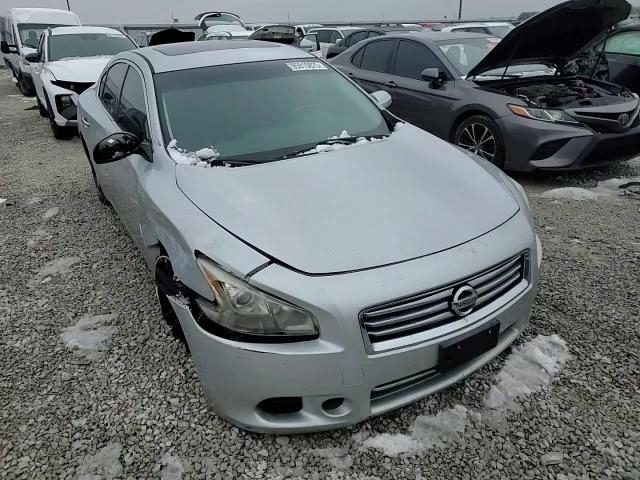 Nissan Maxima 2014
