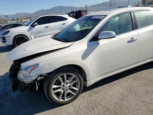 Nissan Maxima 2011