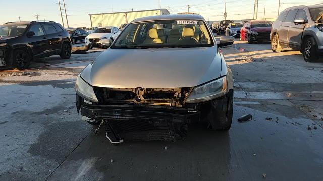 Volkswagen Jetta 2013