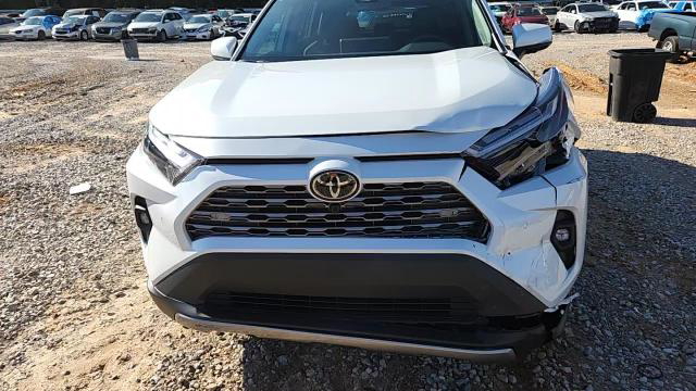 Toyota RAV 4 2024