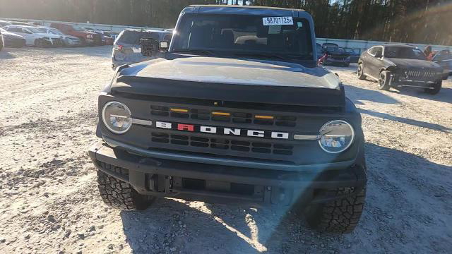 Ford Bronco 2021