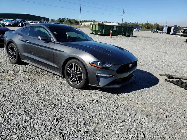 Ford Mustang 2020