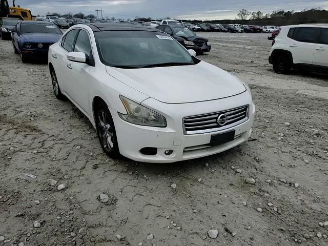 Nissan Maxima 2012