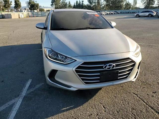 Hyundai Elantra 2018