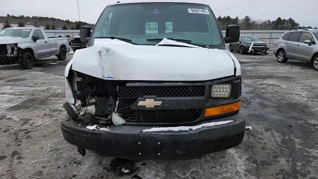 Chevrolet Express 2013