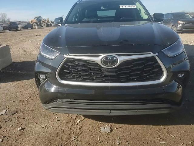 Toyota Highlander 2021