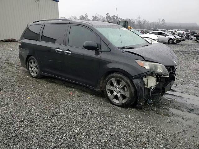 Toyota Sienna 2014
