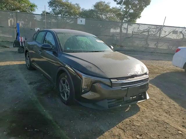 Kia K4 2025