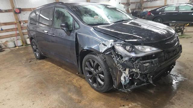 Chrysler Pacifica 2020