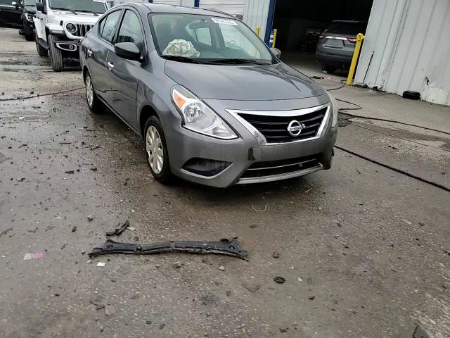 Nissan Versa 2016