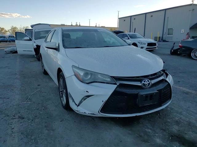 Toyota Camry 2015