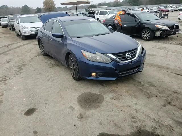 Nissan Altima 2018