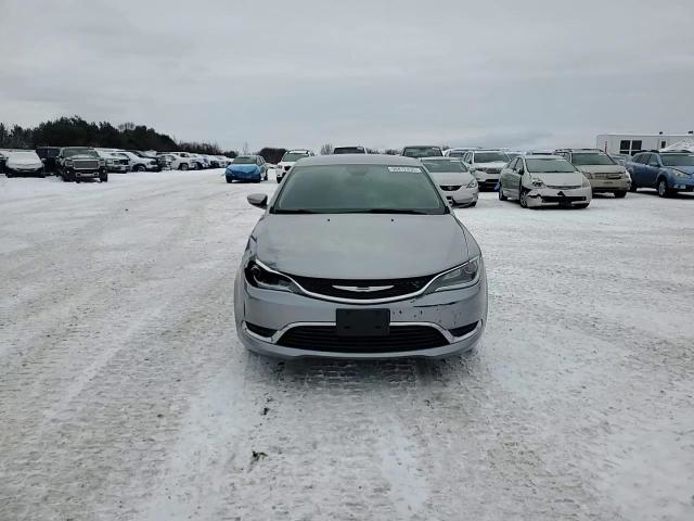 Chrysler 200 2015