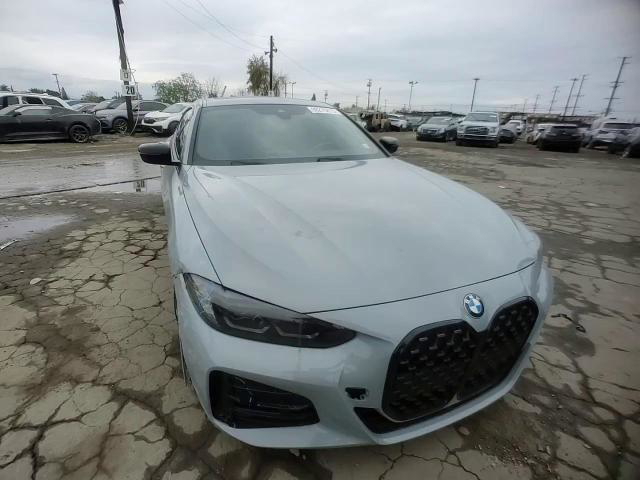 BMW Series 4 2024