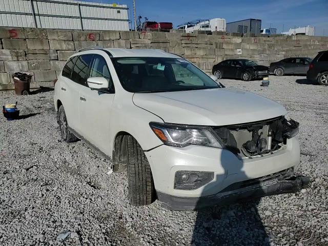 Nissan Pathfinder 2018