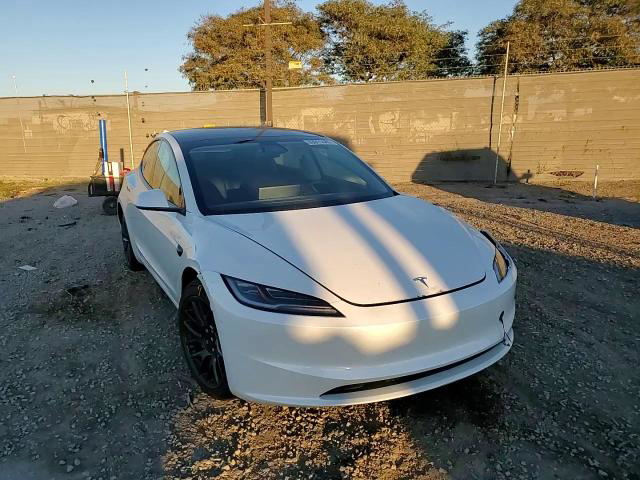 Tesla Model 3 2025
