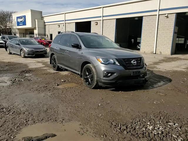 Nissan Pathfinder 2018