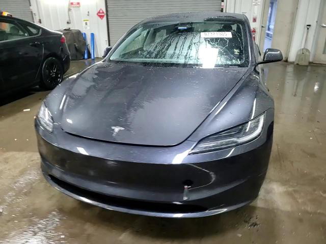 Tesla Model 3 2025