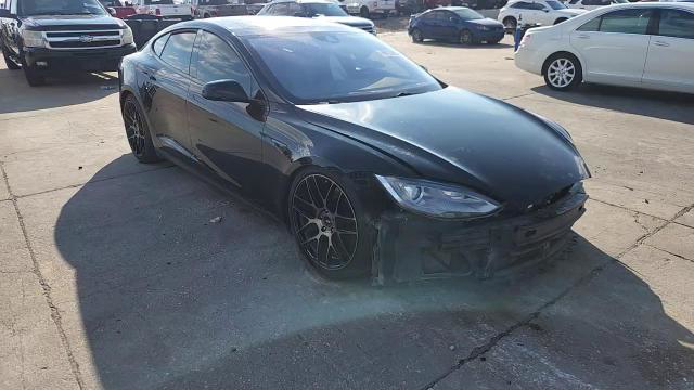 Tesla Model S 2015