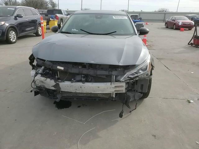 Nissan Altima 2022