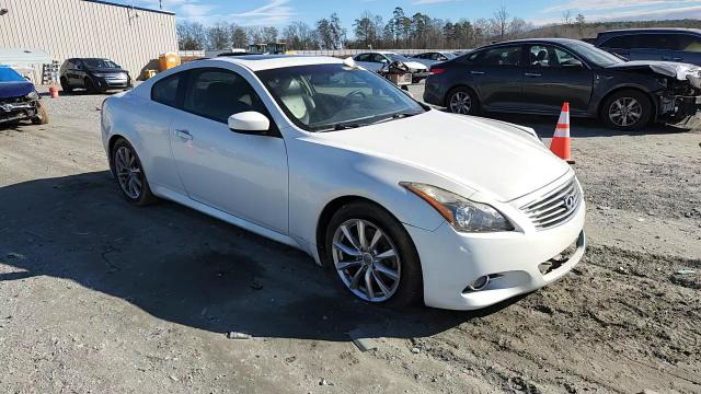 Infiniti G 2013