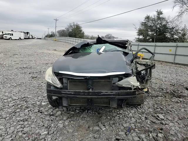 Hyundai Sonata 2011
