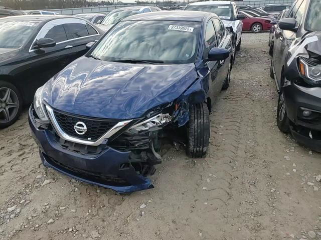 Nissan Sentra 2018