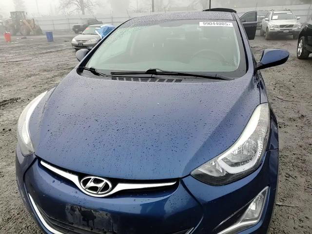 Hyundai Elantra 2016