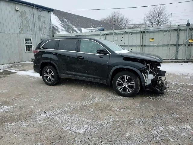 Toyota Highlander 2019