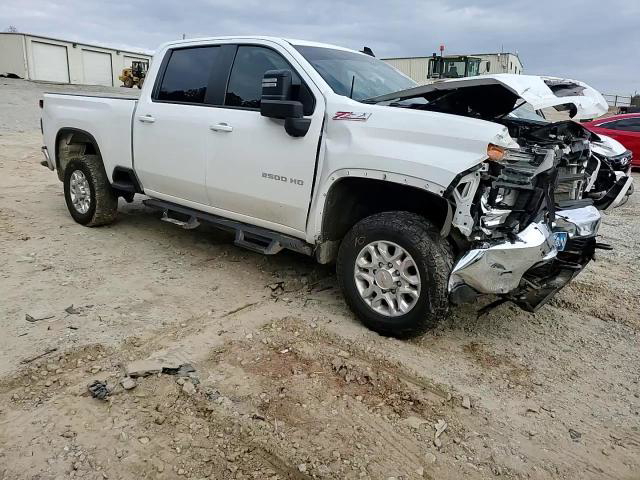 Chevrolet Silverado 2021