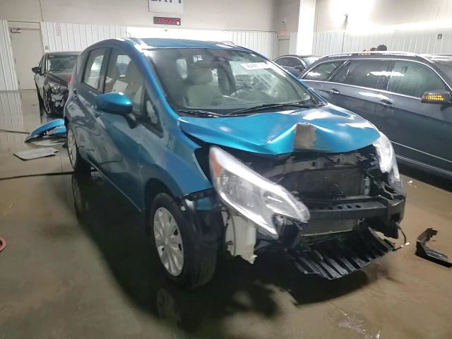 Nissan Versa 2015